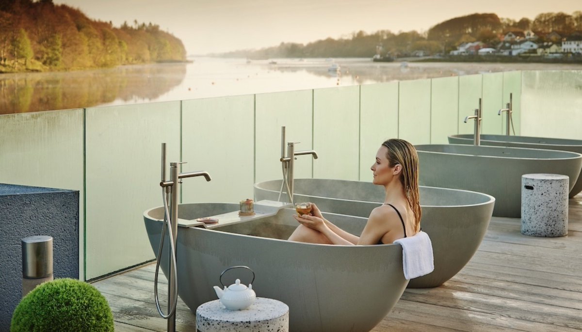 GoodSpaGuide's tweet photo. The #westcoast of #Ireland tempts tourists from across the globe with its epic landscapes, toe-tapping pubs, and a spellbinding history of legends and folklore. But what of its spas? Scarlet Spy finds out⦠#spas #goodspaguide
https://t.co/TWLD9mujLj https://t.co/eTDKXqDu0y