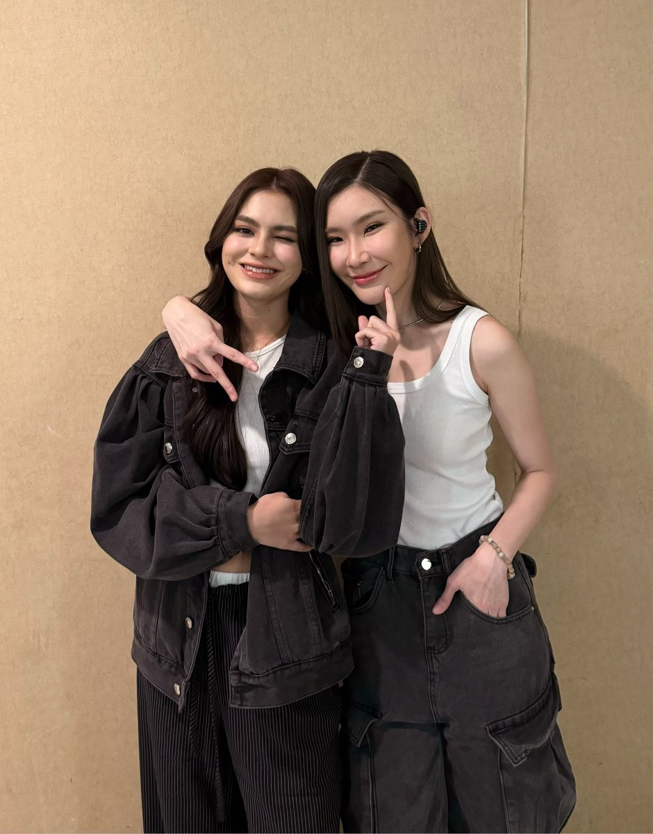 NineStarStudios's tweet image. Blank the Series in Manila☺️☺️🥰

FILLED WITH LOVE AT MNL
#FayeYokoInManila
#BlankWatchPartyMNL
#FayeYoko #IzeZa
#BlankTheSeries