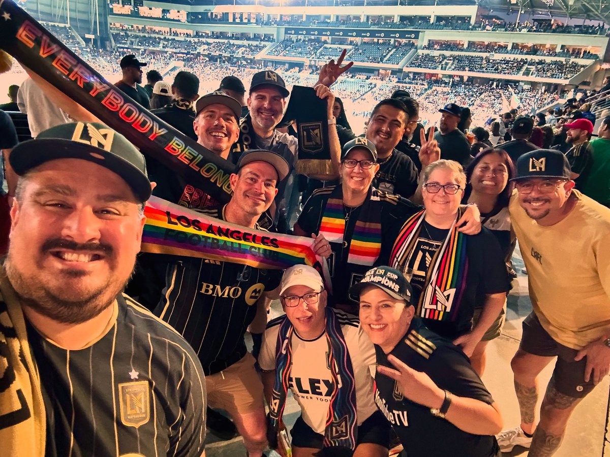 6 goals = a whole lotta beer showers and we loved it!!  🍺 🚿 

Thanks for coming out to our half-time meet up.  Every home game. Half-time.  Behind sections 107/108.  Come on over and say HI next match!  

#lafc #lafcpriderepublic #lafc3252 #lgbtq