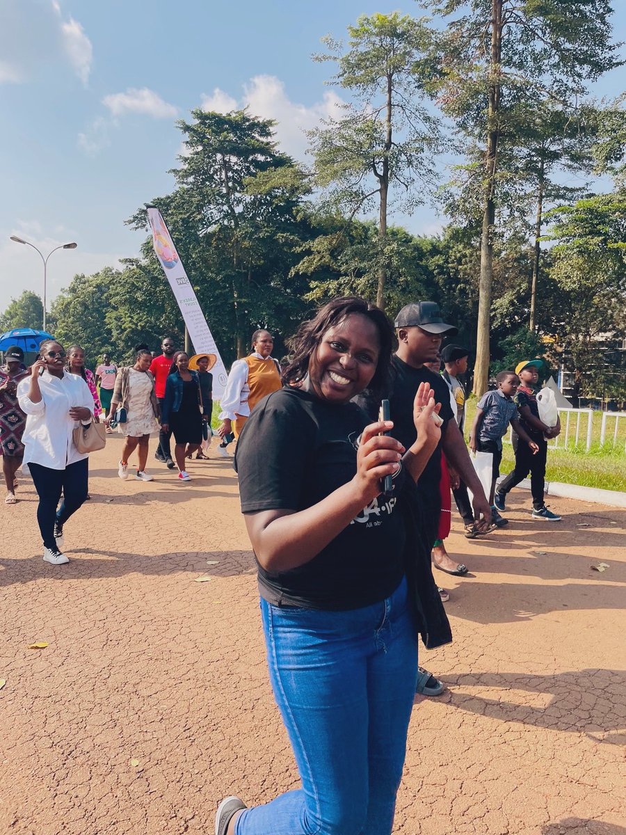 powerfmuganda's tweet image. Love family, we see you! 😎🙂‍↕️

#Big40
#Watoto40