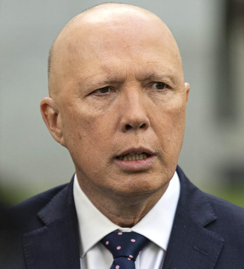 🚨FORMER PRIME MINISTER PAUL KEATING SLAMS OPPOSITON LEADER PETER DUTTON!
Paul Keating said" Peter Dutton is a charlatan  an inveterate climate change denialist."
"A denialist now seeking to camouflage his long held denialism in an industrial fantasy  resort to the most dangerous