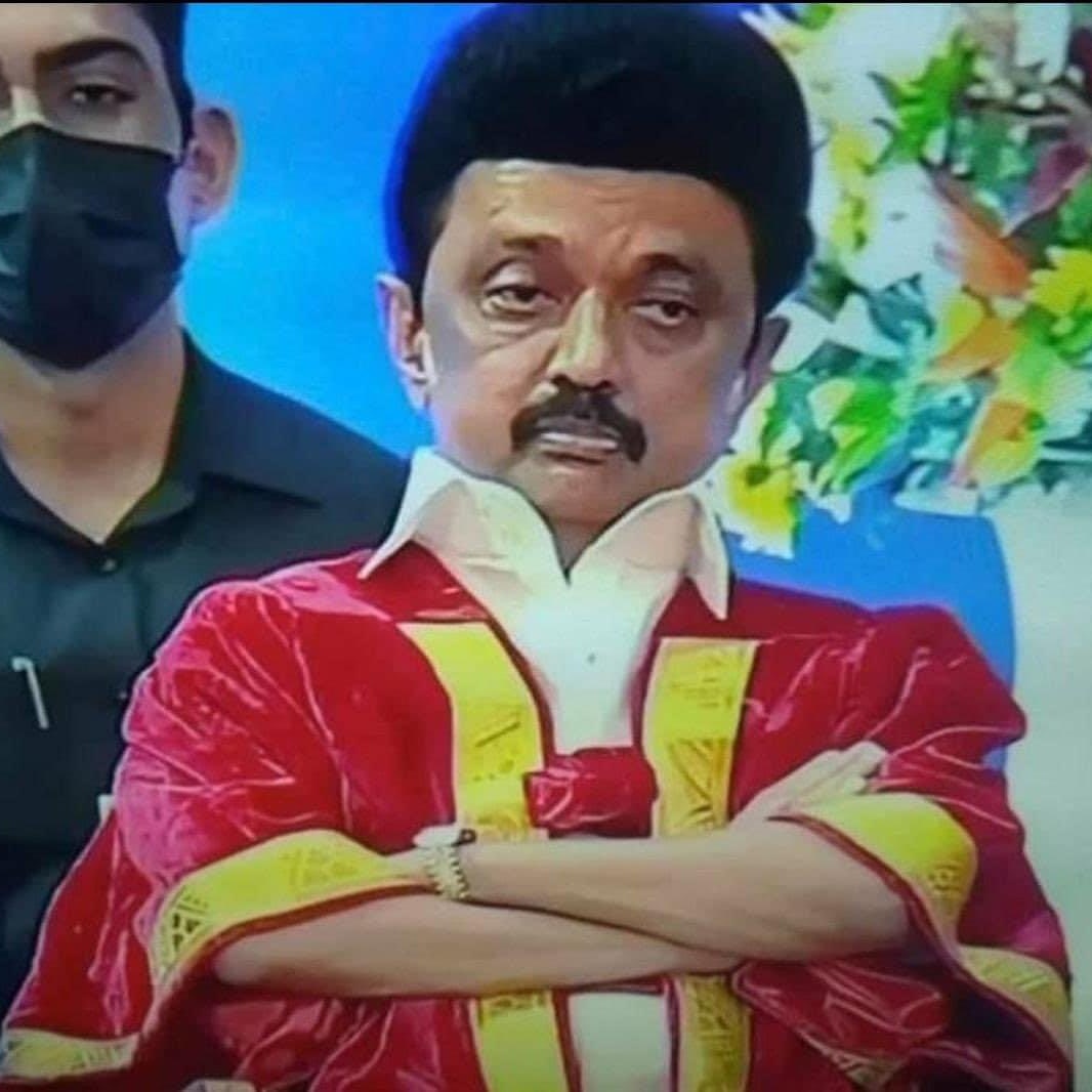 ஒரு உயிர் போனதற்கு நீட் வேண்டாம் என்பவர்கள் ,

55 உயிர் போனதற்கு டாஸ்மாக்கை நிறுத்த சொல்லாதது ஏன் ? <a href="/mkstalin/">M.K.Stalin - தமிழ்நாட்டை தலைகுனிய விடமாட்டேன்</a>