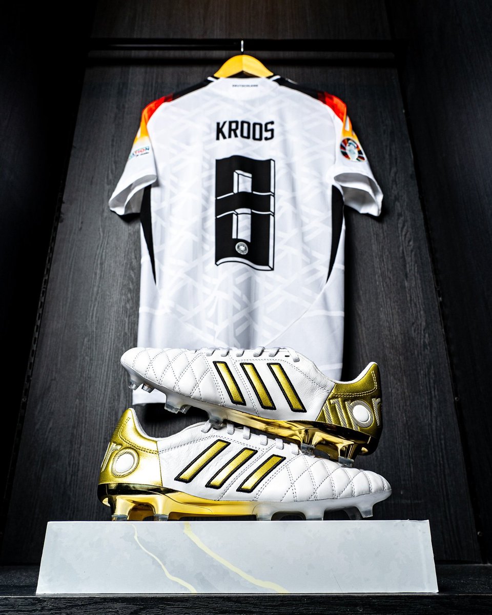 GIVEAWAY ALERT!

If Toni Kroos scores and assist for Germany today vs Switzerland, we will giveaway this jersey

To enter:

1 Follow  @Bellingham__Hub and <a href="/_MadridUniverse/">Madrid Universe</a>

Like and Retweet this post
Comment your predictions

Goodluck💙
#EURo2024