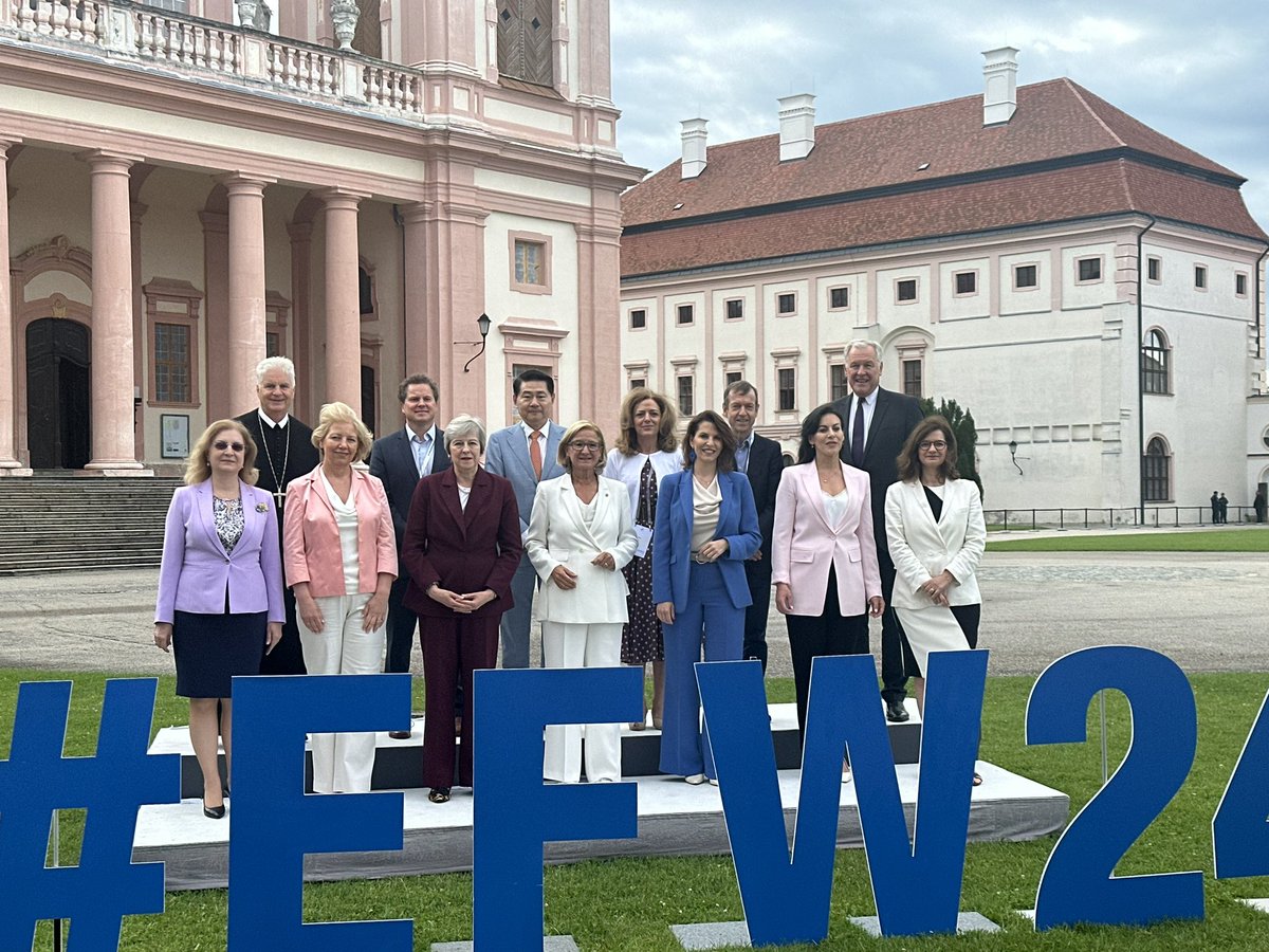 Henry Huiyao WANG 王辉耀 tweet media