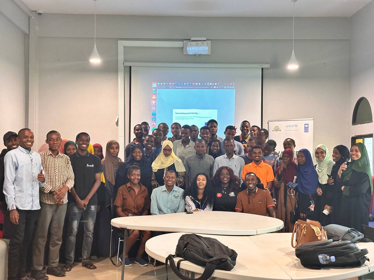 katrinaloise950's tweet photo. Last days in Zanzibar. Very grateful to @_HerDAO and @web3_savannah for this opportunity to connect, and innovate in the Web3 space . Grateful for the incredible experience at the Zanzalu event! Excited for the future of decentralized tech! 🚀 #Zanzalu #Web3 #Blockchain  #HERDAO https://t.co/w1wFGrIPUm