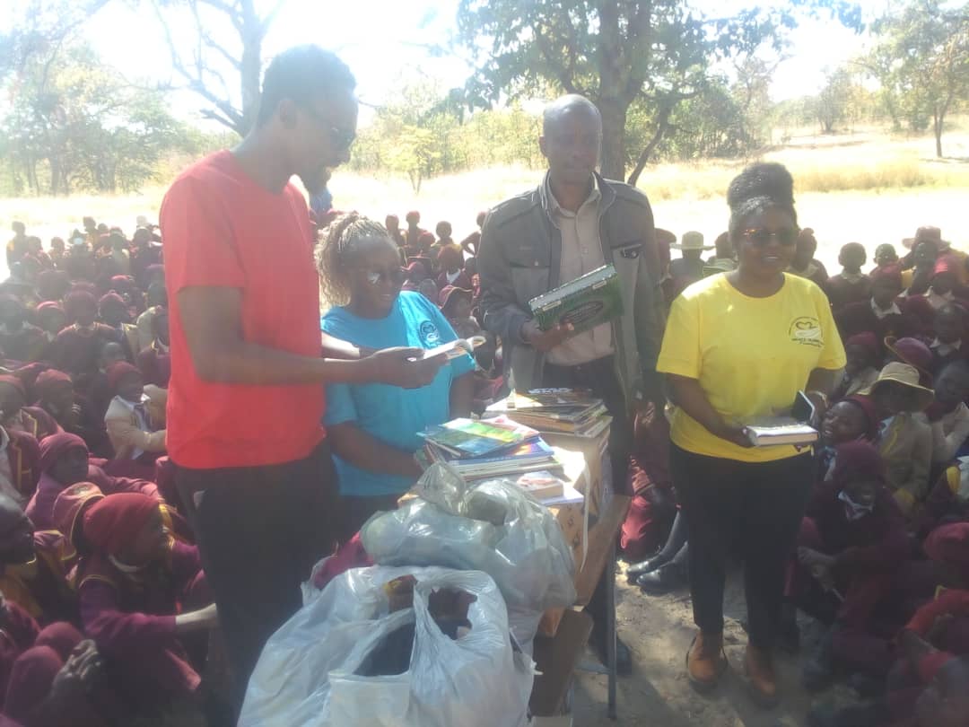 Reading is a good culture and for this to happen yesterday I donated Library books to 4 schools in Mhondoro Ngezi.<a href="/Mhhf_Infor/">Miracle Helping Hand Foundation</a> <a href="/BTonhodzayi/">Beatrice Tonhodzayi</a> @UsaidZimbabwe <a href="/InfoMinZW/">Ministry of Information, Publicity & Broadcasting</a> <a href="/Sida/">Sida</a> <a href="/hoperuswa/">Hope Ruswa</a> <a href="/mukasiri/">VaMberikwazvo</a> <a href="/bookpoets/">books 📖</a> <a href="/matinyarare/">Rutendo Matinyarare</a>