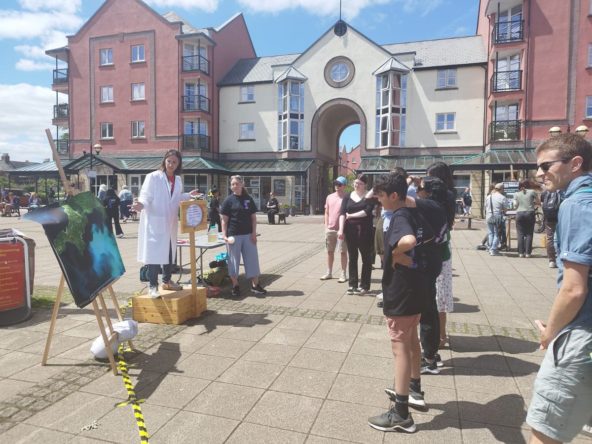 Katherine Helliwell (@kehelliwell) on Twitter photo Great day yesterday at Exeter Quayside for <a href="/SoapboxExeter/">Soapbox Science Exeter</a> So nice to see people engage with algae, and the sun was shining ☀️☀️☀️! Big thanks to @SariqaWagley, and <a href="/DardenSafi/">Safi Darden</a> and all the amazing volunteers! <a href="/UniofExeter/">University of Exeter</a> <a href="/thembauk/">MBA - Marine Biological Association</a> Great day yesterday at Exeter Quayside for <a href="/SoapboxExeter/">Soapbox Science Exeter</a> So nice to see people engage with algae, and the sun was shining ☀️☀️☀️! Big thanks to @SariqaWagley, and <a href="/DardenSafi/">Safi Darden</a> and all the amazing volunteers! <a href="/UniofExeter/">University of Exeter</a> <a href="/thembauk/">MBA - Marine Biological Association</a>