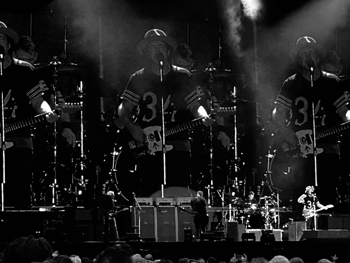 neiljmccarthy's tweet photo. Pearl Jam - Marley Park Dublin @PearlJam 22.6.24 https://t.co/hVMrJuz6PT