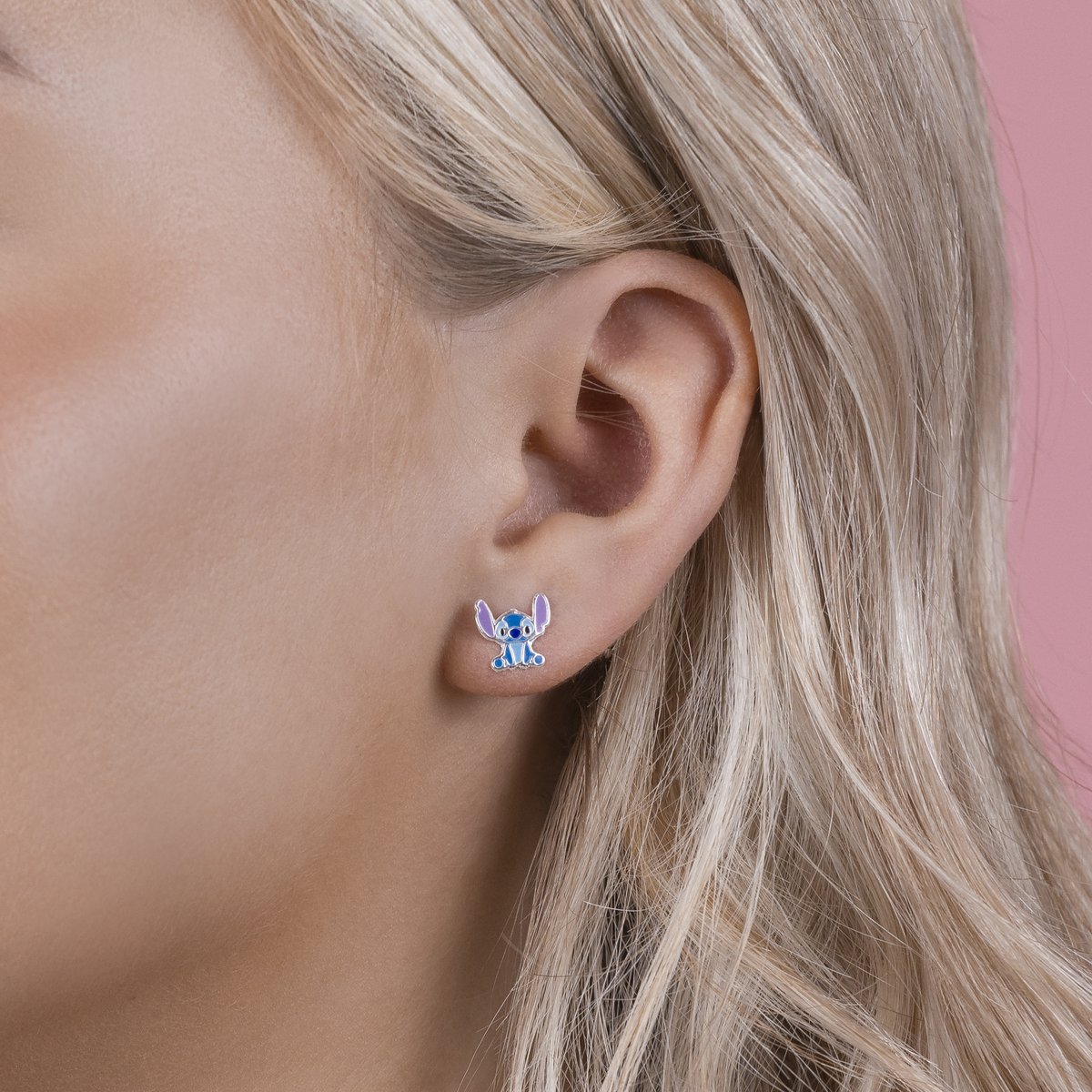 QueenStreetShop's tweet photo. International Stitch Day is coming up on June 26th and we’re celebrating with these official Disney Silver Stitch earrings and trinket tray! ✨ 
Get yours for only £29.99 in your local #FHinds store at #QueenStreet #Darlington 💙 
#LoveDarlo https://t.co/gi6T99XtgS