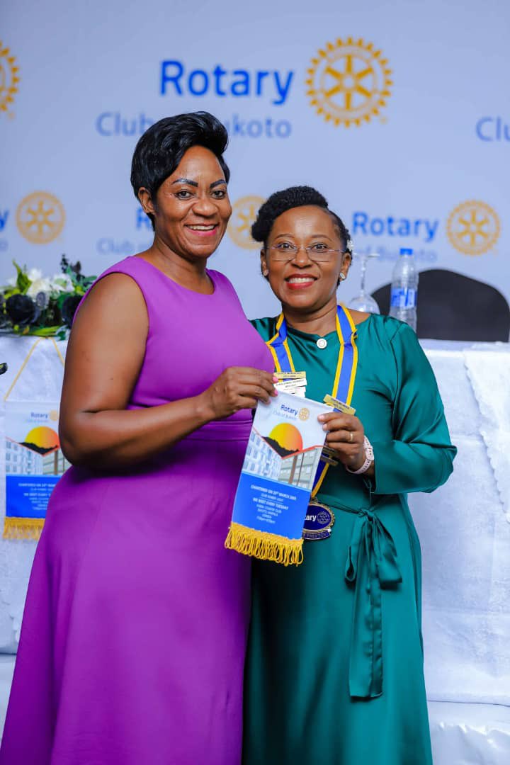 Rotary_Bukoto's tweet photo. President @AliceTuriho recognized clubs present through extending Bukoto family love by exchanging a club banner with each delegate during the #22ndRCBInstallation at Silver Springs Hotel. https://t.co/5KXRe71sbh