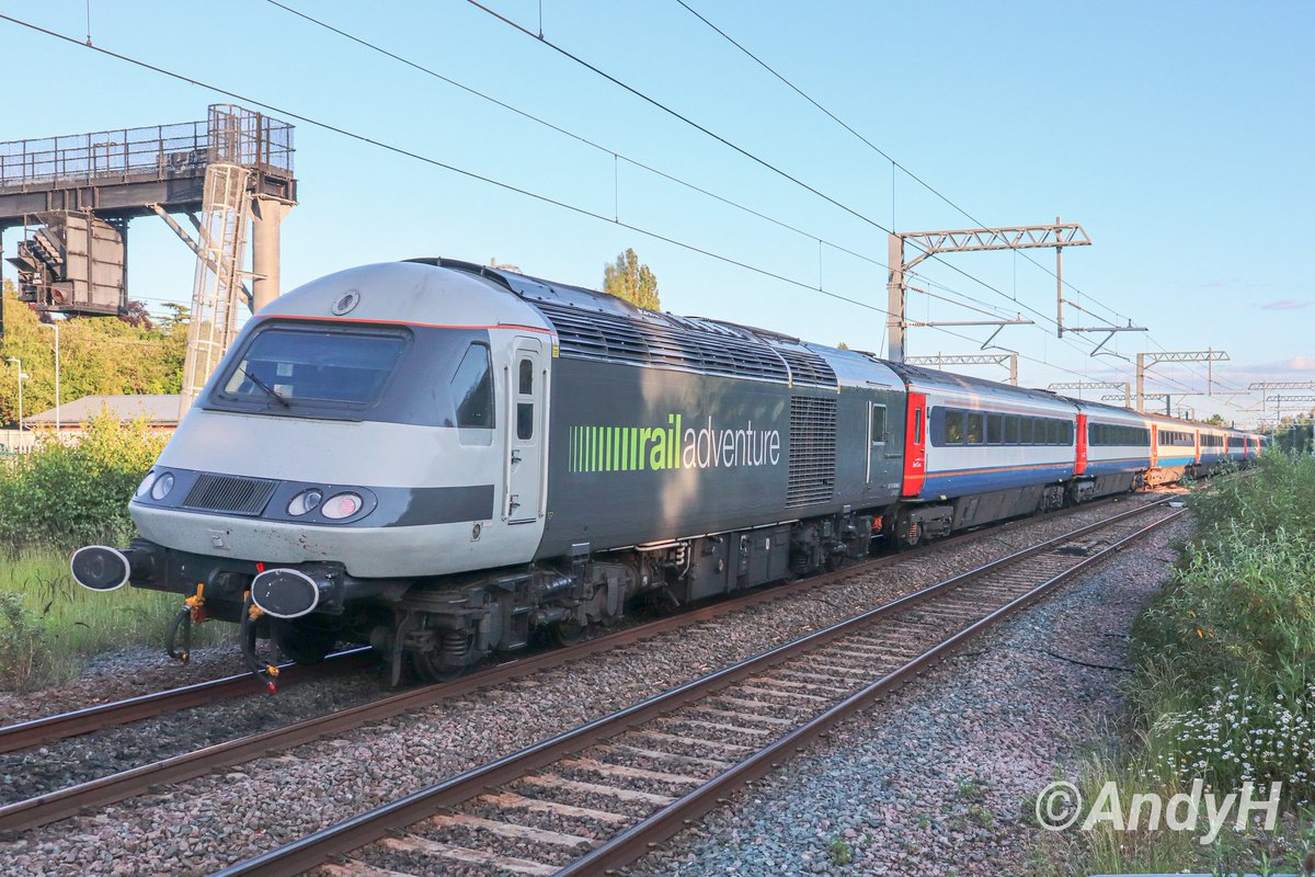 holtona72's tweet photo. #HighSpeedSunday Another shot of yesterday's #UKRailtours 'Jolly Fisherman' returning from Skeggy. @railadventureen 43468 on the rear of 1Z44 Skegness-St.Pancras ducks in &amp; out of the shadows on departure from Kettering just after 8pm last night. #HST #MML #RailAdventure 22/6/24 https://t.co/BEoelOt48n