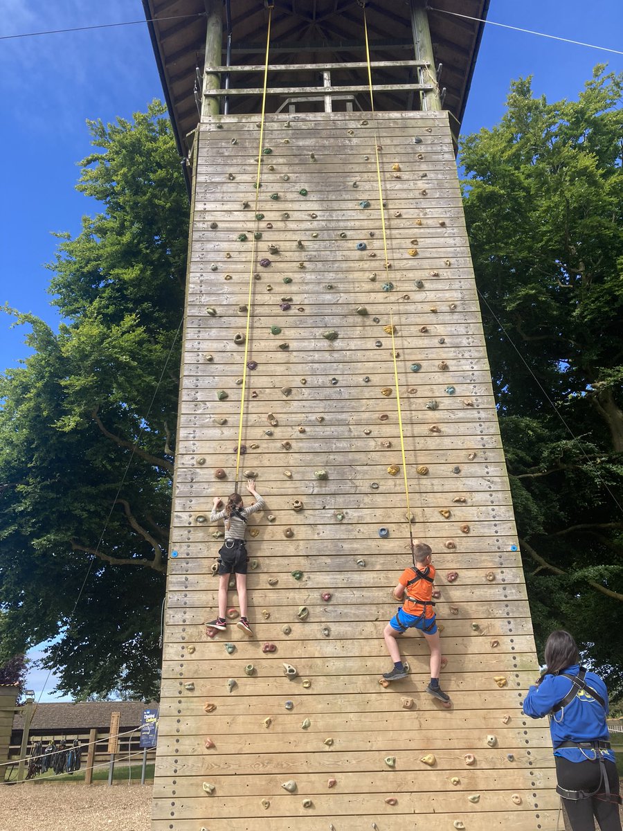Y6SPCEDS's tweet photo. Sunday morning climb! Glorious day for @PGLTravel #climbwhenready https://t.co/qkxOj3kl1F