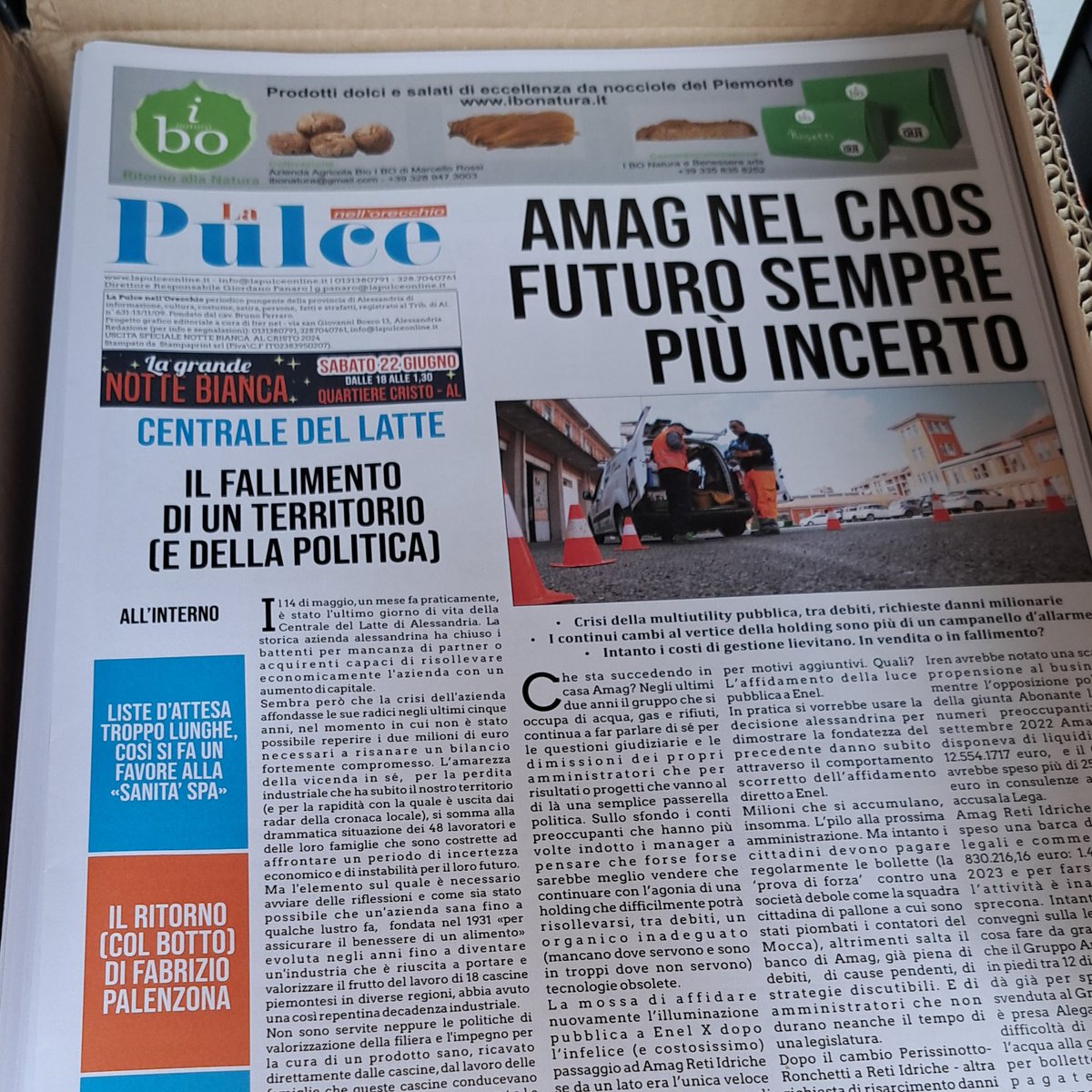 gpanaro's tweet photo. E' in distribuzione gratuita il numero speciale de La Pulce nell'orecchio. La trovate nei bar, negozi di Alessandria. Per chi volesse riceverne una copia cartacea o digitale, scrivere a : info@lapulceonline.it https://t.co/SBfLekoW5e
