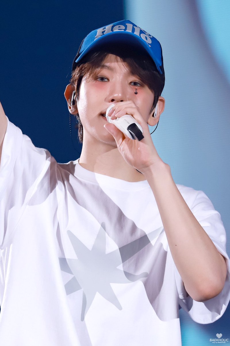 baekholic0506's tweet photo. 240511 Lonsdaleite 와,,,,너무 좋아ㅜㅜㅠ
#백현 #BAEKHYUN  @B_hundred_Hyun @BAEKHYUN_INB100 https://t.co/4UWtPzs7cn