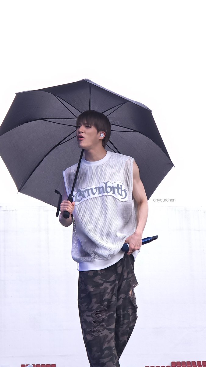 onyourchen's tweet photo. sound check วันนี้พิน่อสดใสมากรู้ก 🐶

#JENO
#THEDREAMSHOW3_in_BKK
#NCTDREAM_THEDREAMSHOW3_in_BKK  
#NCTDREAM_THEDREAMSHOW3inBKK https://t.co/n1Y8mM996J