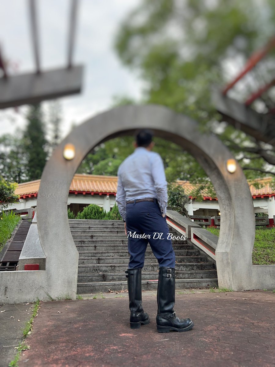 Bootsleeper tweet media