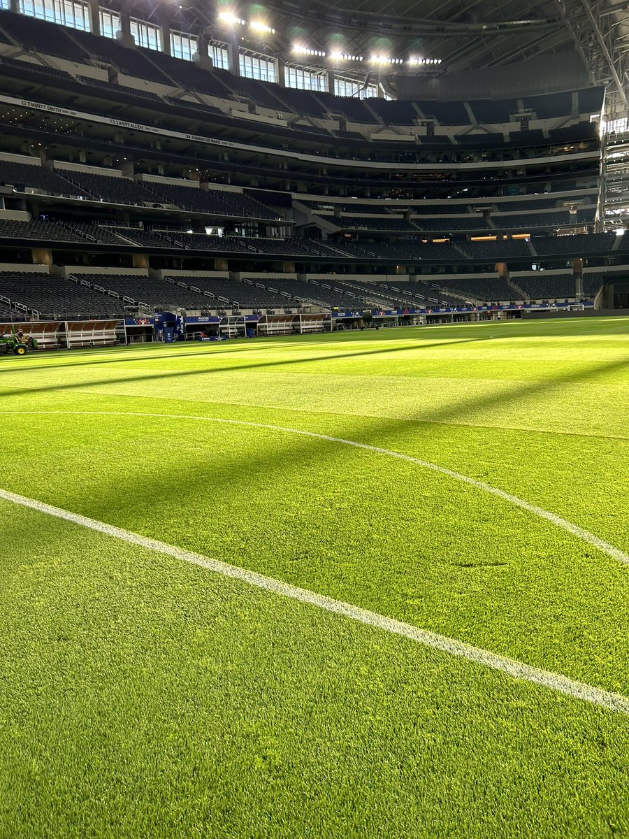 Beautiful morning for a mow.