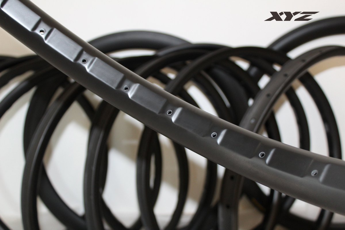 xyzbicycle's tweet image. Low weight, unique appearance and yet uncompromisingly stable and robust.

#xyzrim #carbonMTB
#MTBrims
#customMTB
#OEM