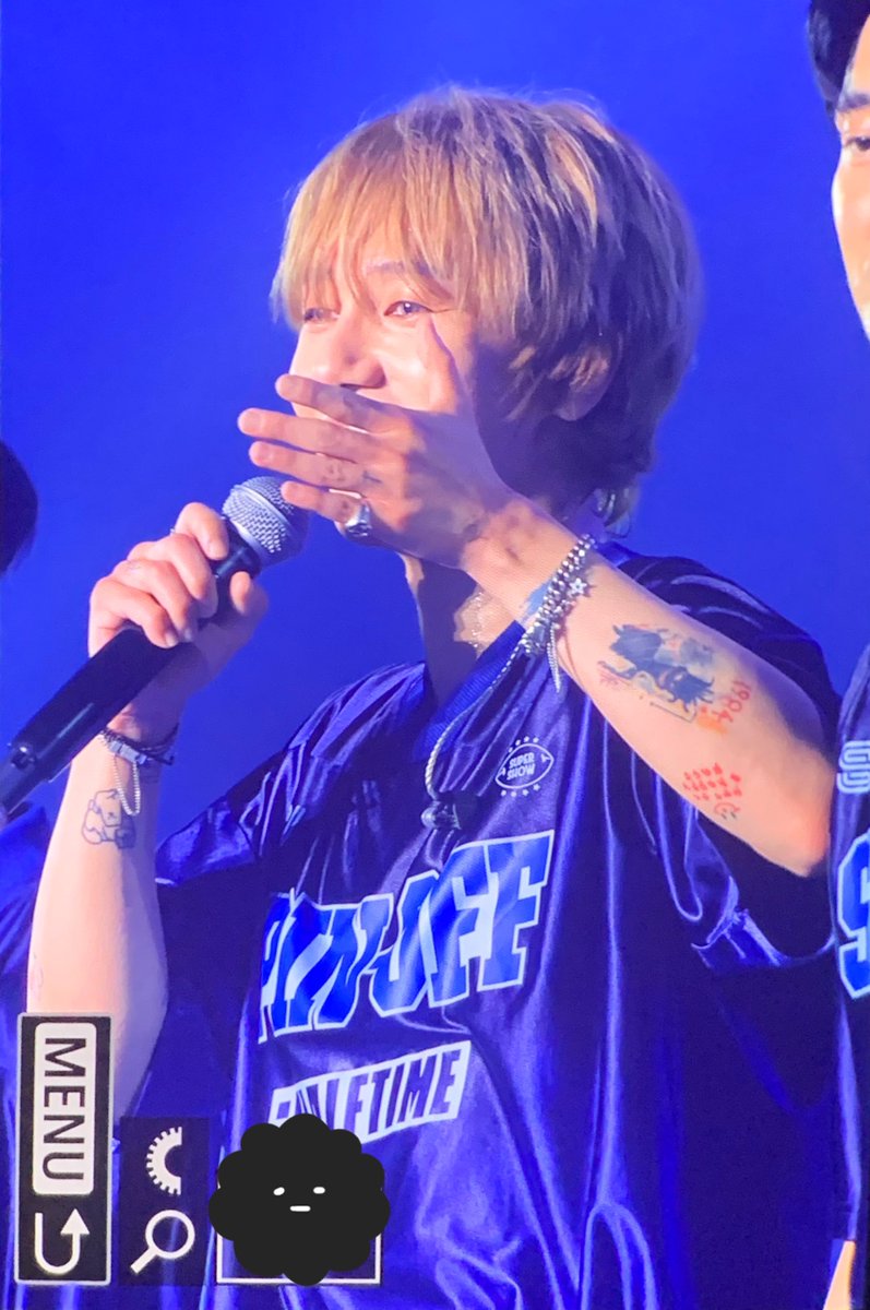 Yeouljida's tweet photo. 240623
약소오옥 🤙
도자아아앙👍
싸이이이이인👉
복사아아아아아 🫱
#Yesung #예성 #イェソン #艺声  
@shfly3424 @YESUNG_smtown https://t.co/haDlO4r4sj