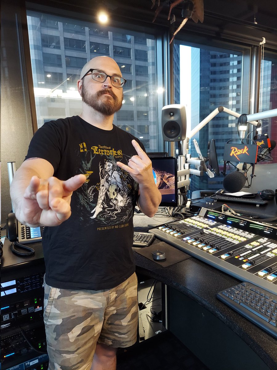 Just having some fun on the radio 😛 <a href="/MetalShopKISW/">Metal Shop</a>