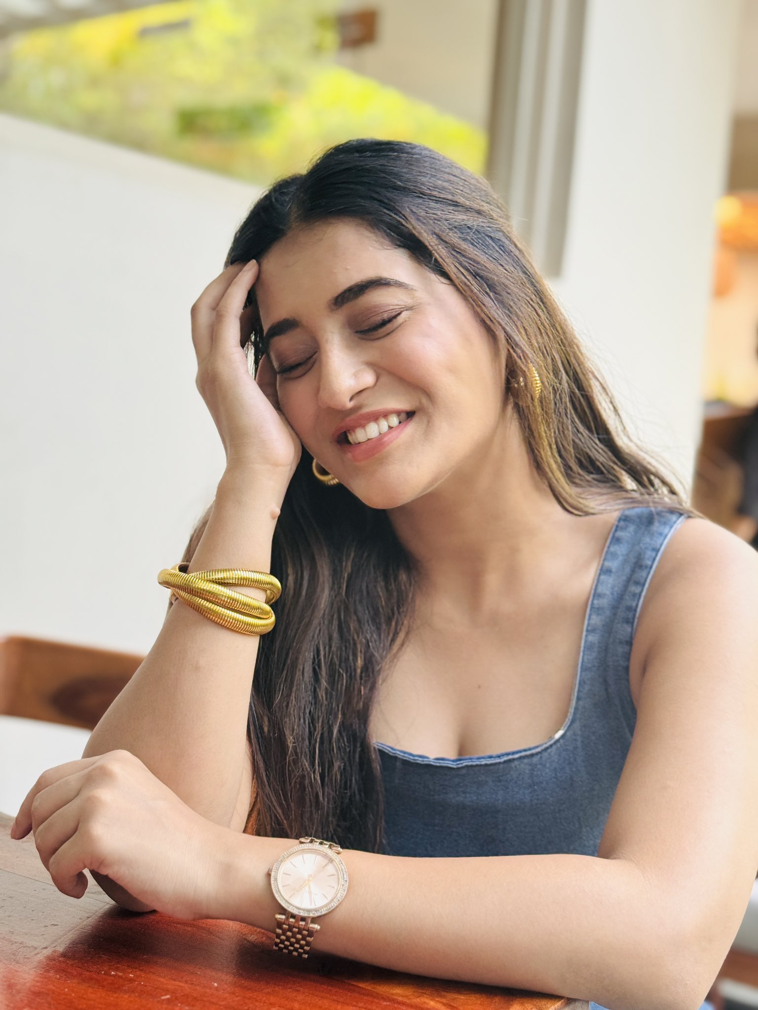 GQw62HiXwAAzoy8?format=jpg&name=large