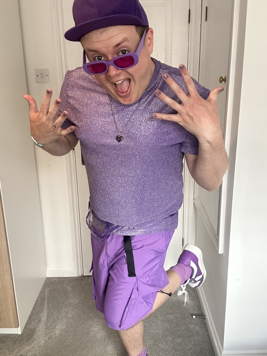 PerryPresents_'s tweet photo. Allow me to SPEAK NOW! I’m off to the Eras tour! @taylorswift13 @taylornation13 

#TaylorSwift #ErasTour #TwasTheNight #TaylorSwiftLondon #SpeakNow #SpeakNowTaylorsVersion #SpeakNowTS #TSErasTourLondon #LondonTSTheErasTour #TSTheErasTour #PopNewsWithPerry #PerryPresents https://t.co/tMT7C580kk