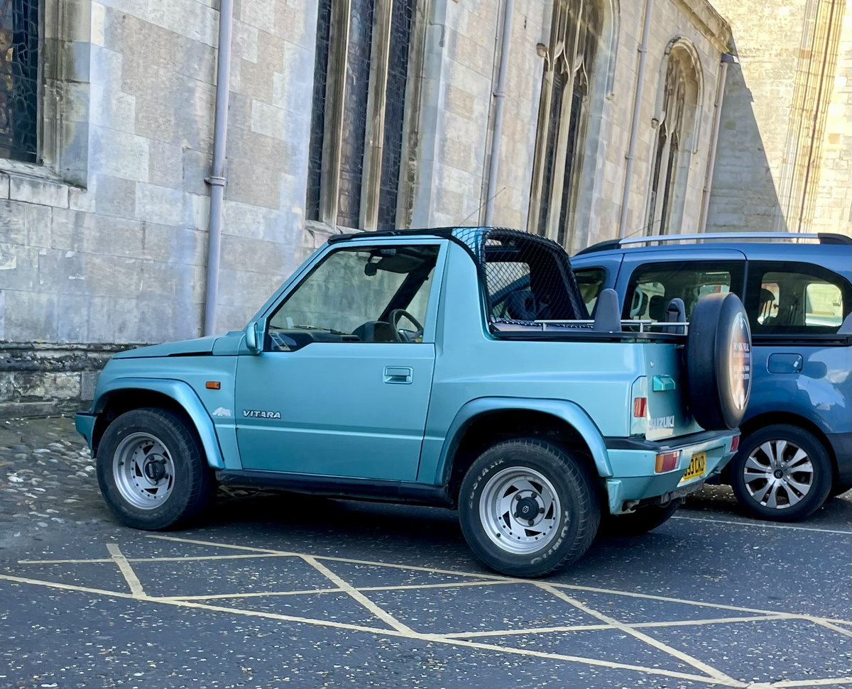 72Chip's tweet image. The first gen. Suzuki Vitara seemed to be everywhere in the 90’s and many were personalised by their owners. They have now all but disappeared now, however, its warm and sunny today so someone has brought this one out 😎