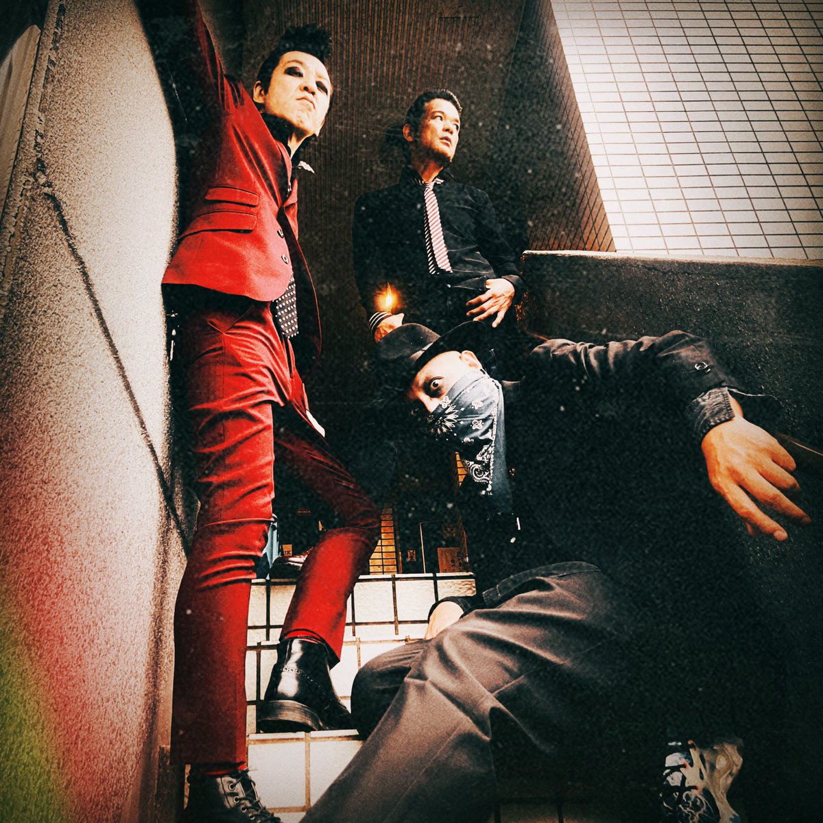 tomas69b's tweet image. THE KOOL OPERATORS👀です
よろしくサンダーです⚡️
本日@ ROCKBAR UK
カムカムサンダーよ~⚡️
@KoolOperators 
#thekooloperators👀 #today #rockbaruk #rocknroll #punkrock