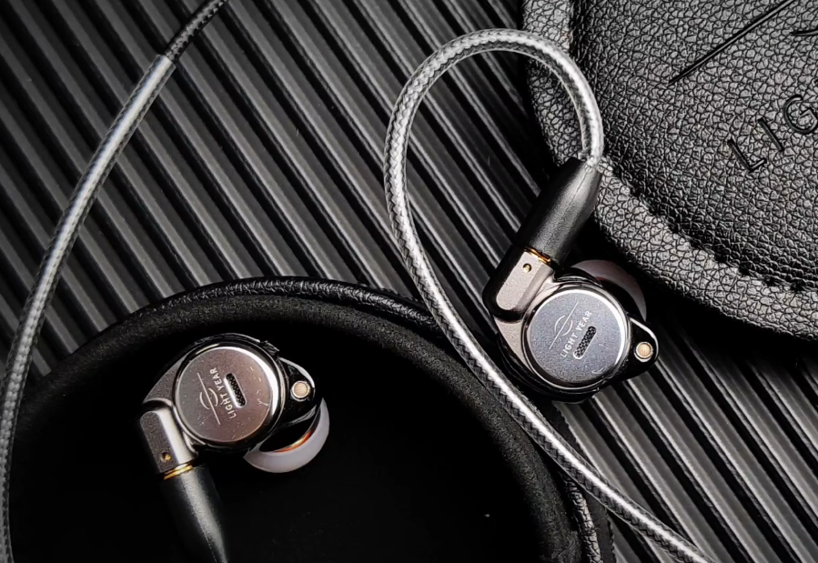 ROSESELSAGlobal's tweet photo. The Star City 5 Pro offers high-resolution audio, capable of delivering exceptional sound detail, ensuring clear highs and deep lows.💫
#rosetechnics #starcity5pro #IEM https://t.co/jsK5fptr2x