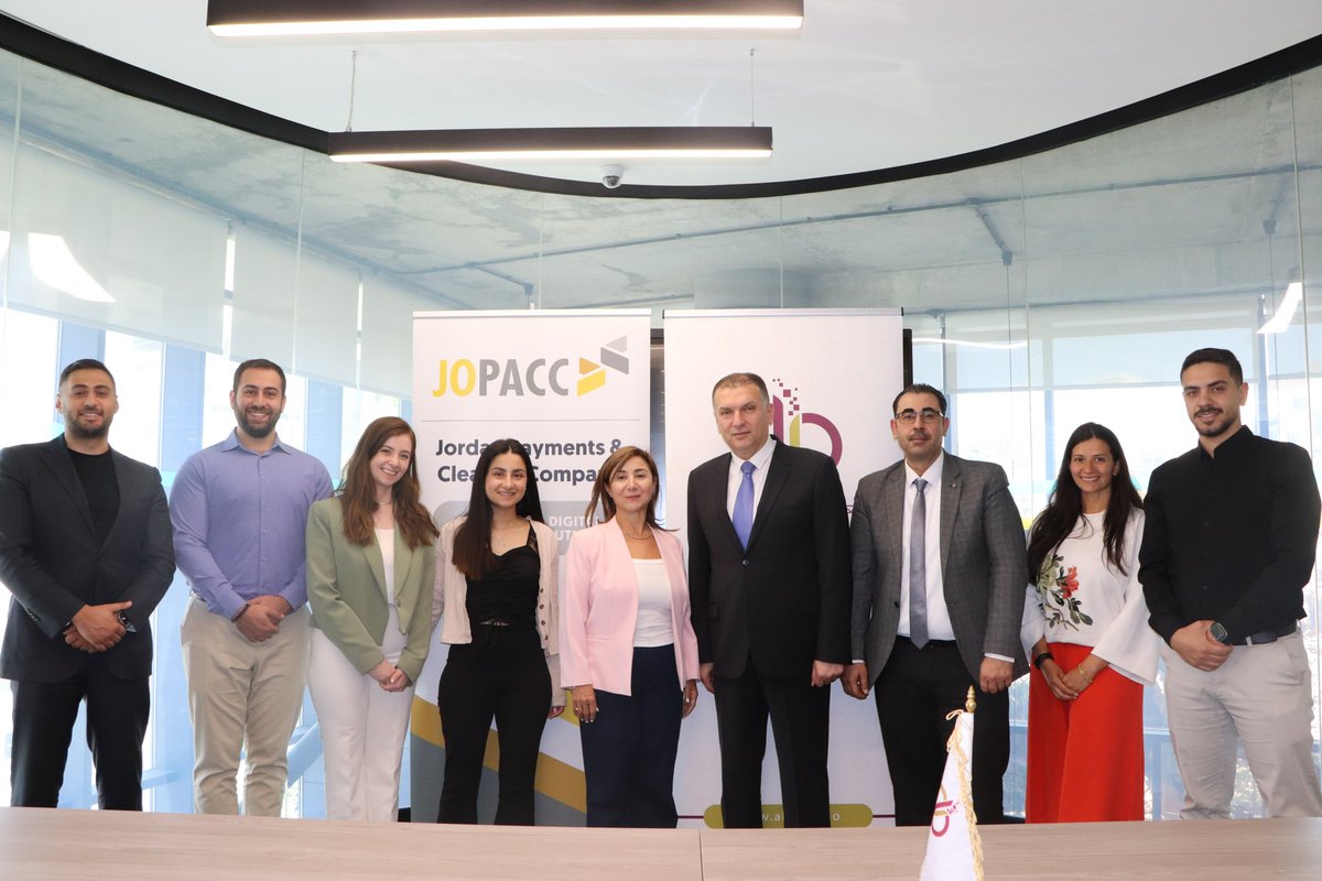 يسرنا الإعلان عن شراكتنا مع جمعية البنوك في الأردن 🤝والتي نجدد بها التزامنا نحو دعم وتعزيز الوعي والشمول المالي على مستوى المملكة!
اقرأ الخبر الكامل 👇
tinyurl.com/2p8evd97

 #PartnershipAnnouncement
 #FinancialInclusion
 #EnhancingLiteracy