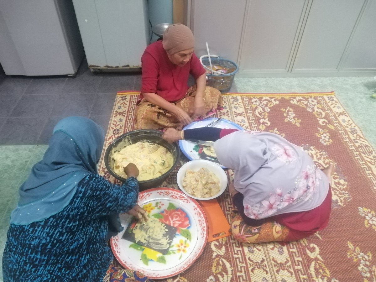 NickRasyidi's tweet photo. Majlis Kesyukuran/Solat Hajat https://t.co/7numu9cyJh