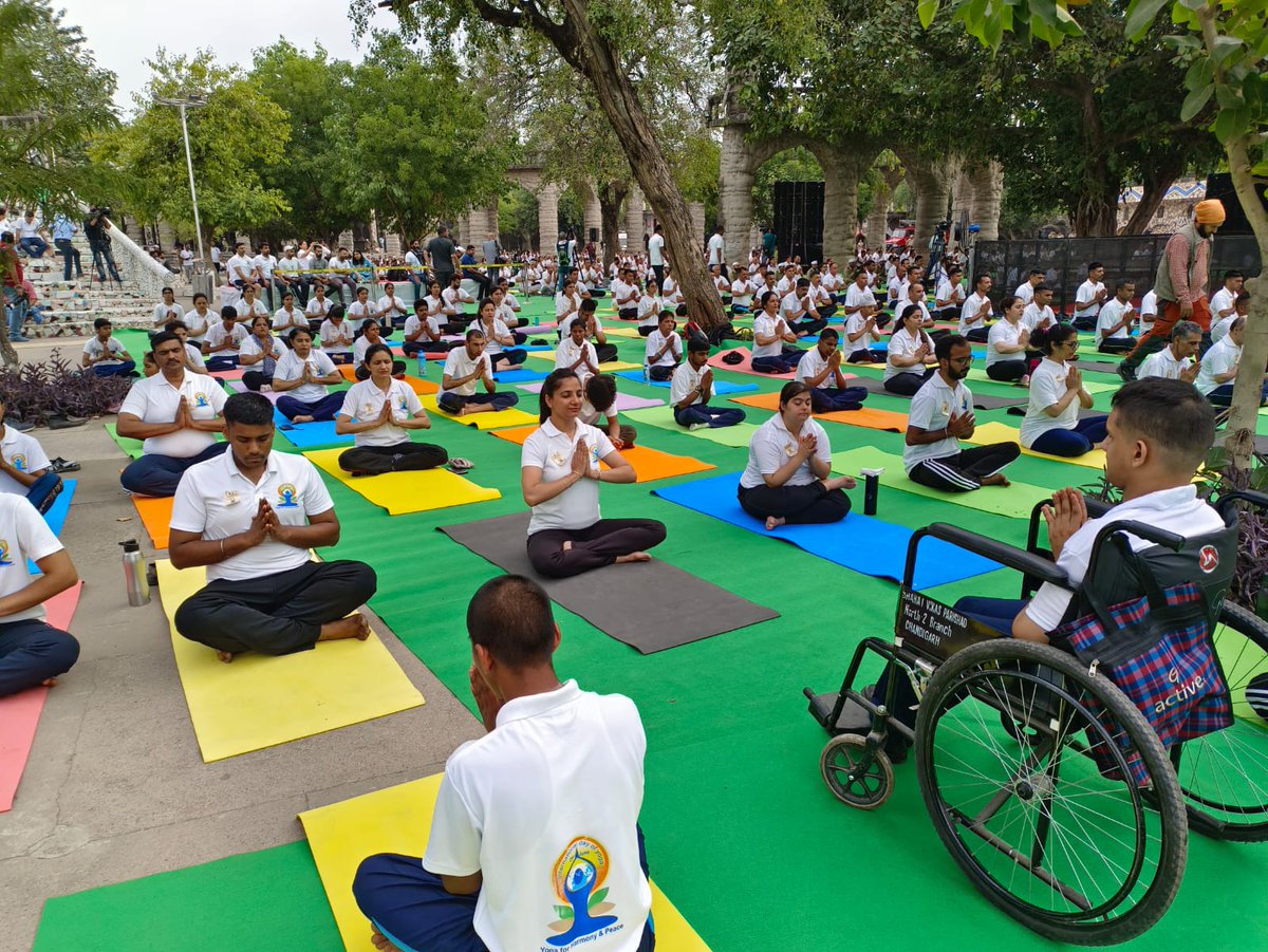 GriidId's tweet photo. GRIID Ceebrate 10th International Yoga day our college and special needs children participated. https://t.co/Jok7RSRpoU