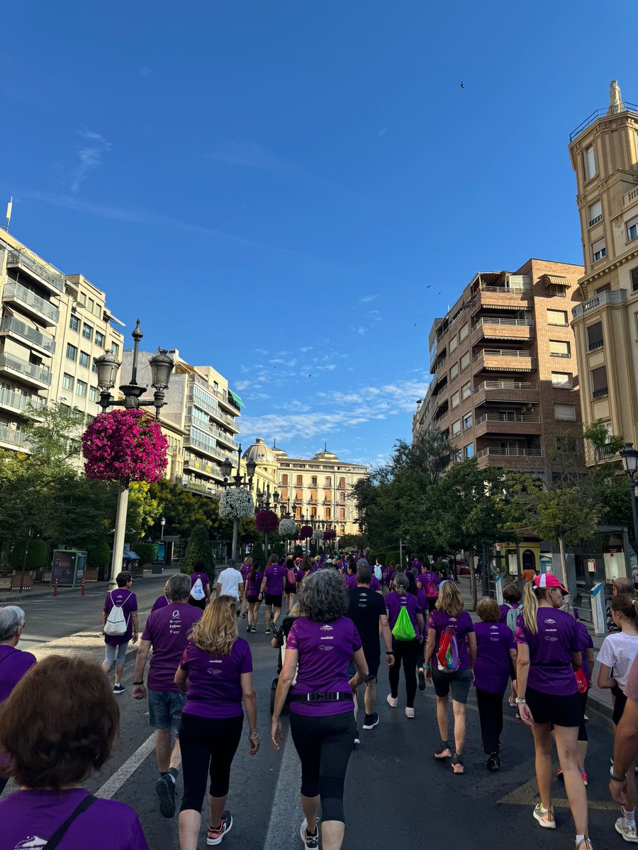 💜Un año más Emasagra ha colaborado en la Carrera Contra el Cáncer para llenar la calles de Granada de solidaridad y apoyo a las personas que están padeciendo esta enfermedad. 

🏃🏃‍♀️Enhorabuena al grupo de personas de la empresa que se han dado cita en esta maravillosa prueba.