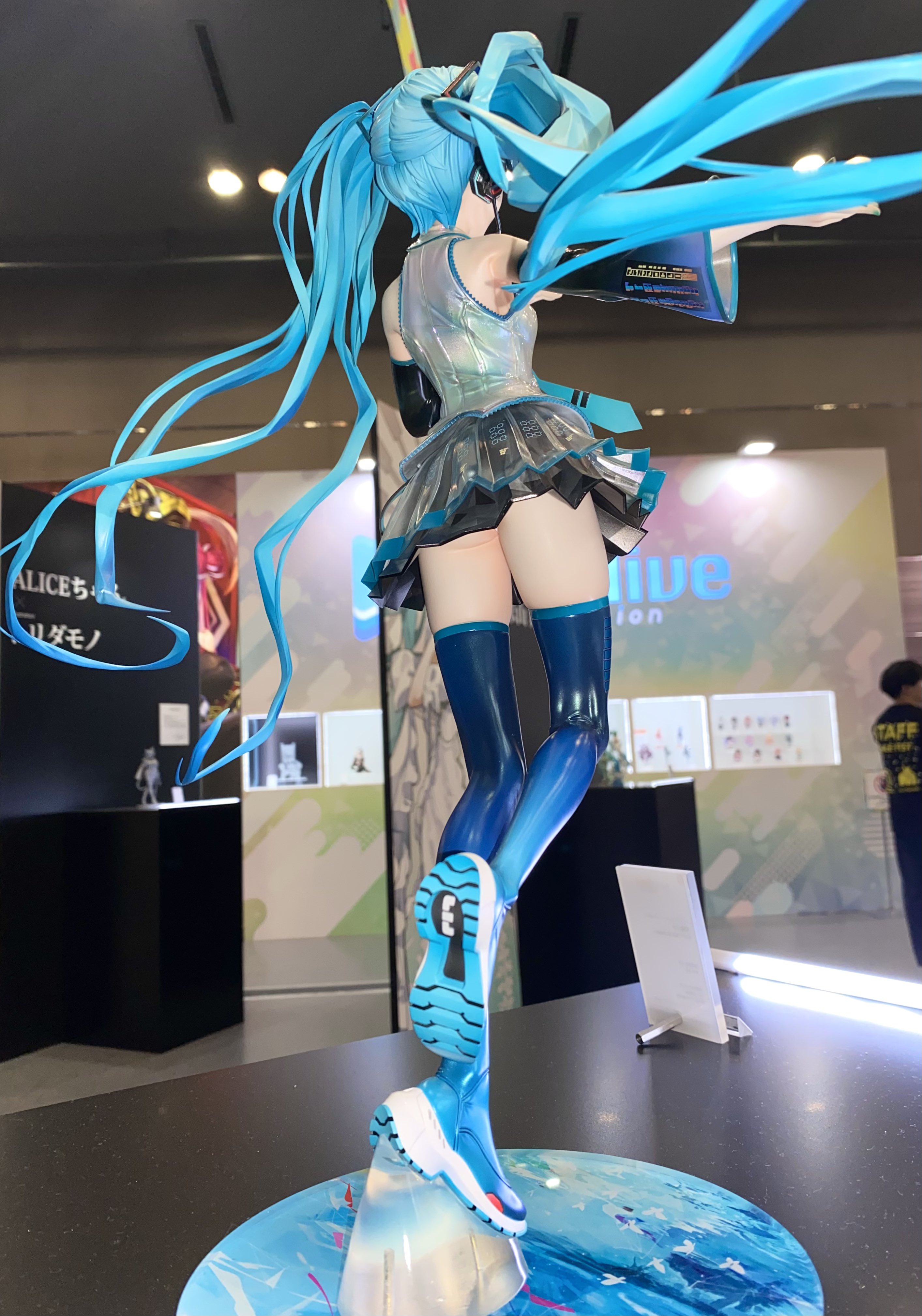 初音ミク　靴紐 初音ミク 靴紐 初音ミク Happy 16th Birthday Ver. コスプレ靴