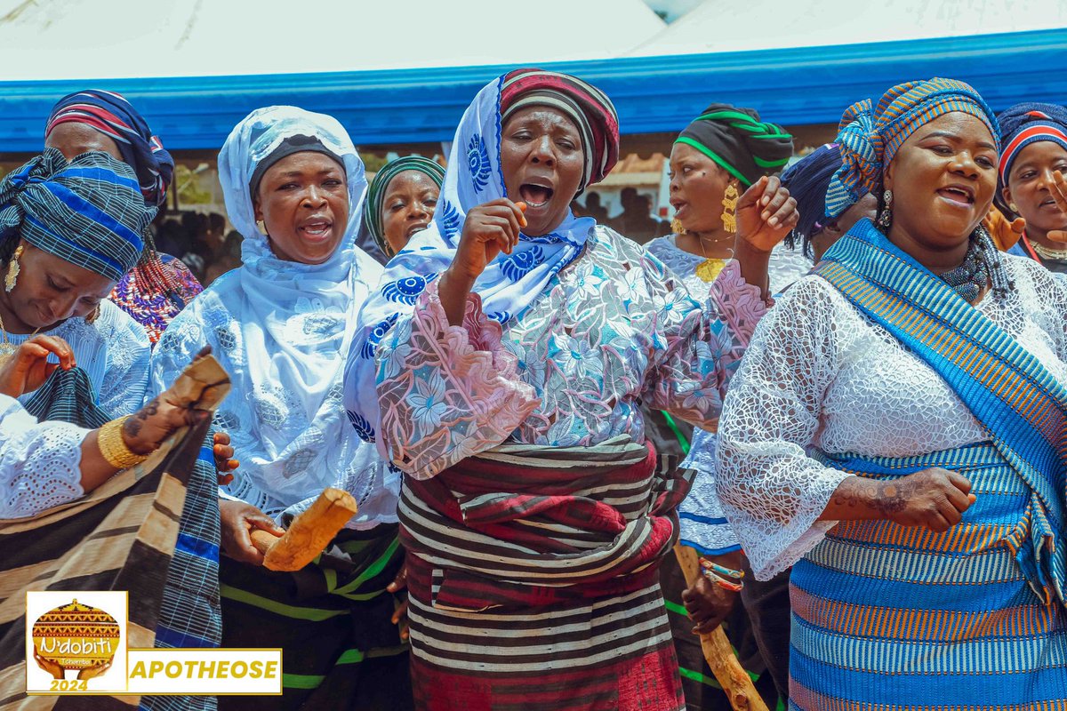 NDobiti's tweet photo. N’dobiti 2024, une fête traditionnelle au service de la paix et de la cohésion social

Ce samedi 22 juin, les fils et filles des cantons de Tchamba, Larini et Alibi I se sont retrouvés à Tchamba pour célébrer la 4ème édition de la fête N'dobiti. https://t.co/rJry28YTyD