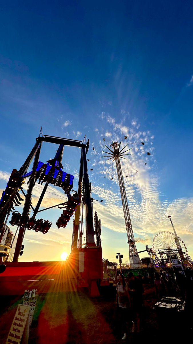 MarkLForrest's tweet photo. The #Hoppings #Funfair here in #Newcastle is such a good time! I don’t have a favourite ride but #Apollo13 was absolutely incredible! Come &amp; visit, it’s on until June 30th. 

As @TheHoppings_ kindly supplies me
with ride tokens I’m obliged to say #Ad #Gifted 🫶🏻 https://t.co/jRbOAaNZVa
