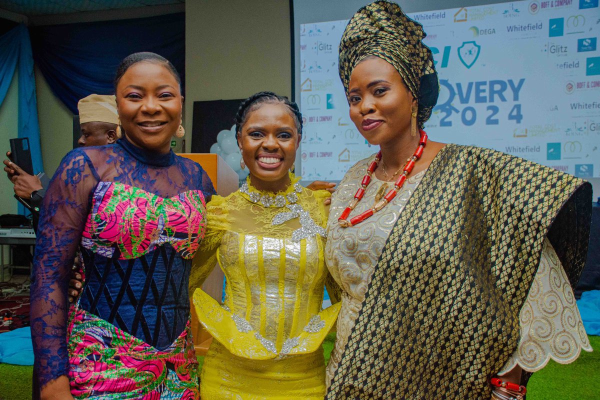 jci_nigeria's tweet image. The atmosphere was alive with excitement as attendees enjoy gourmet dining, and the presentation of prestigious awards to JCI Nigeria Leadership Academy participants and JCI Senators, symbolizing the pinnacle of dedication and excellence.

#SEE
#InspireTheFuture 
#JCINigeria