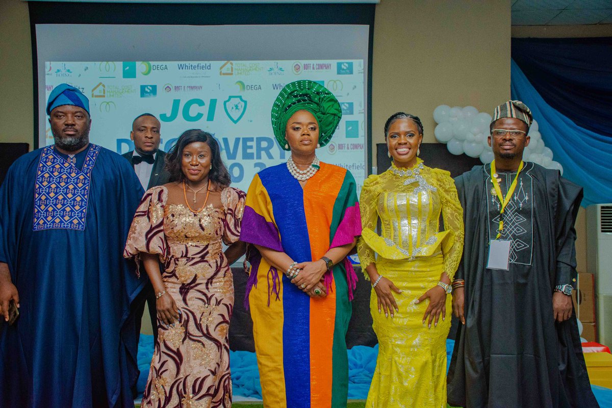 jci_nigeria's tweet image. The atmosphere was alive with excitement as attendees enjoy gourmet dining, and the presentation of prestigious awards to JCI Nigeria Leadership Academy participants and JCI Senators, symbolizing the pinnacle of dedication and excellence.

#SEE
#InspireTheFuture 
#JCINigeria