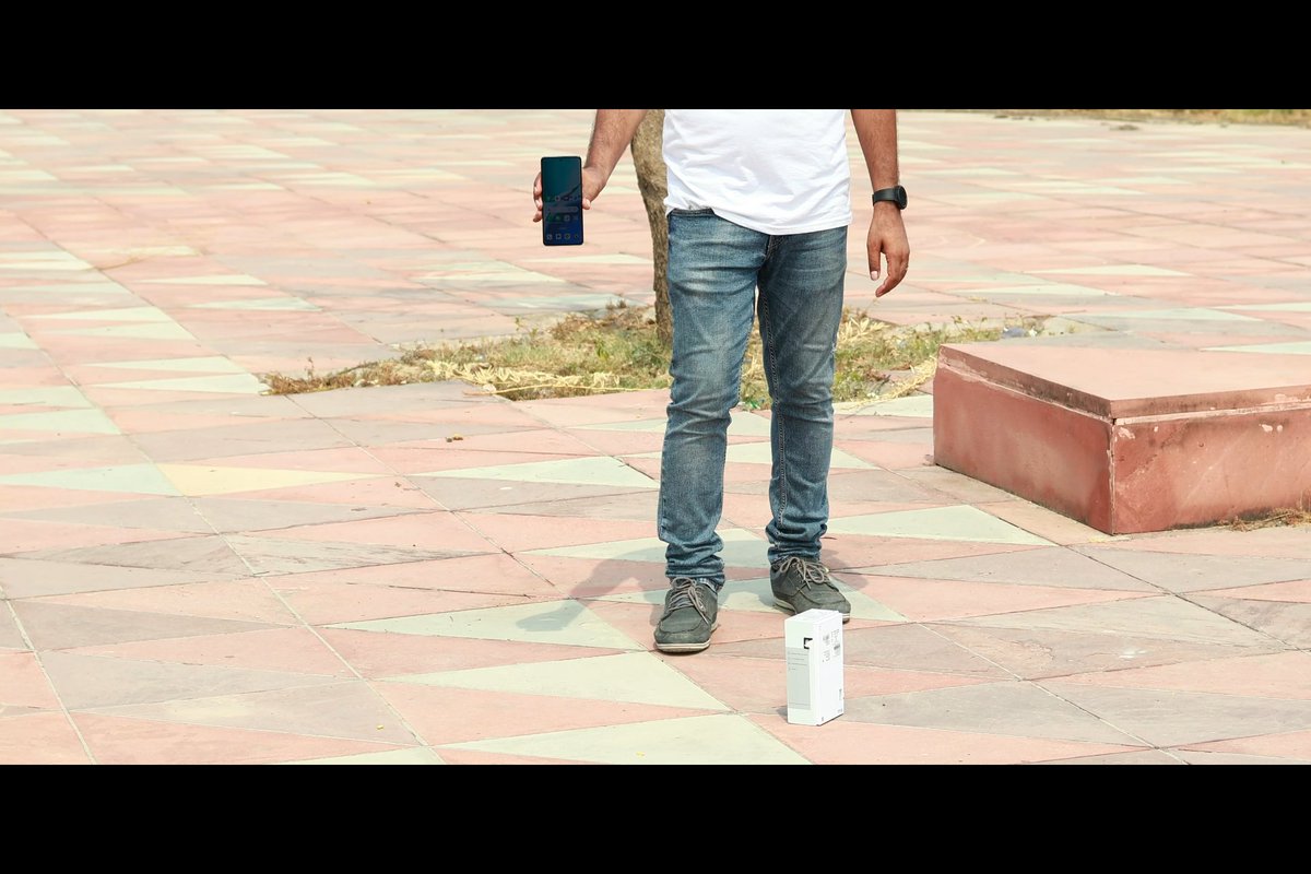 ParasmeSaurabh's tweet photo. Reality Test of India's First,
- IP 69 Phone
- Damage-proof 360° Armour Body
- Ultra-Tough 3D Curved AMOLED Display
https://t.co/3MOONy0HDV
@OPPOIndia @oppo F27 Pro Plus 5G Durability Test !
#oppof27proplus #oppo https://t.co/mLYesSSAvK