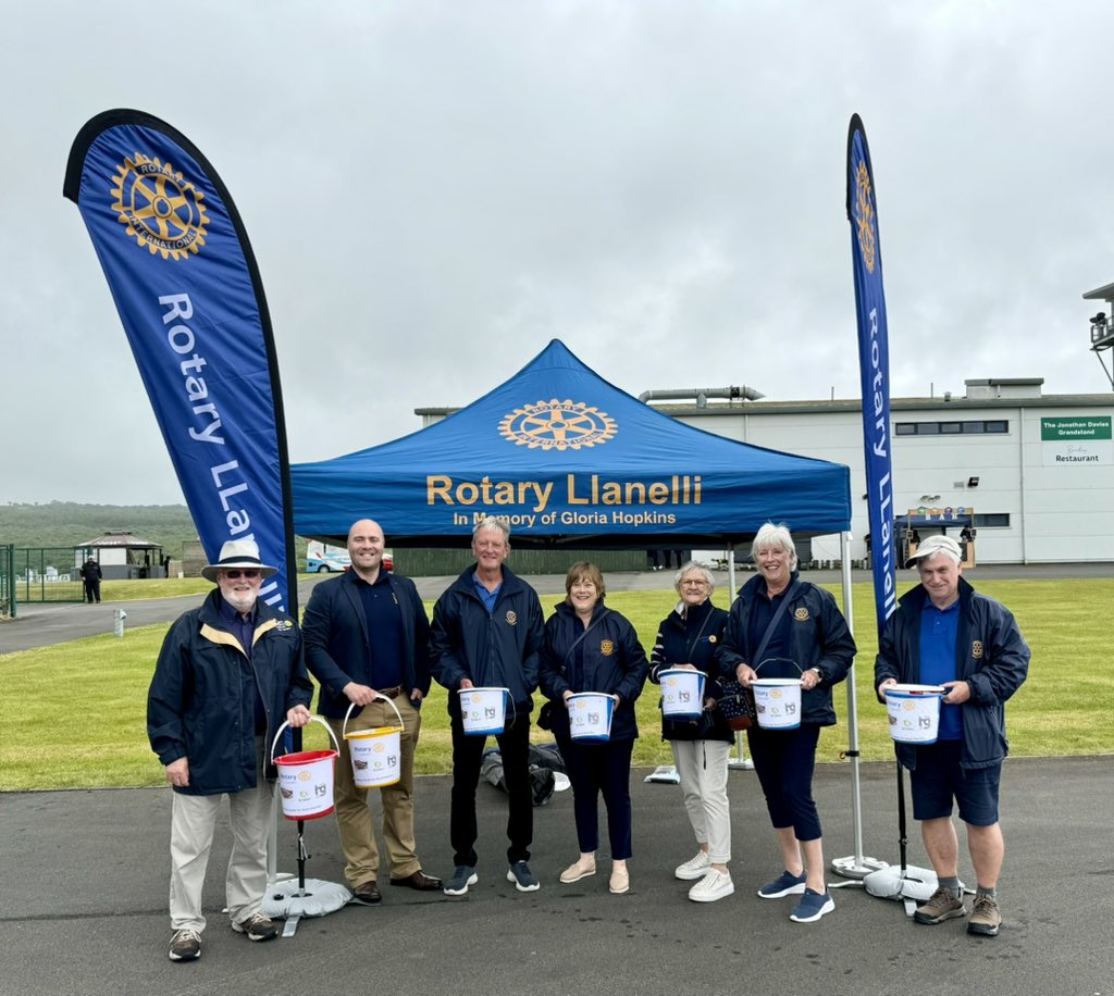 LlanelliRotary tweet media