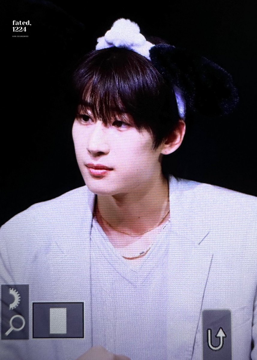 240623 후즈팬 팬싸

#HANSEUNGWOO #SEUNGWOO #한승우 #승우 #ハンスンウ #スンウ