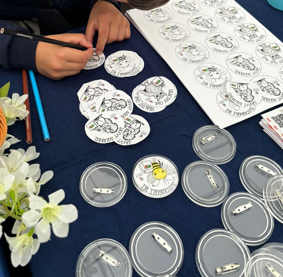 FIO-FOOD Grant (@fiofood) on Twitter photo Are you a Healthy Owl, Sustainable Bee or a Savvy Squirrel? π¦ππΏ Come to the @FIOfood stand and <a href="/ScotlandRHShow/">Royal Highland Show</a> and earn your badge! #RHS24 <a href="/rowett_abdn/">Rowett Institute</a>
#TUKFS #SPFfoodsystems Are you a Healthy Owl, Sustainable Bee or a Savvy Squirrel? π¦ππΏ Come to the @FIOfood stand and <a href="/ScotlandRHShow/">Royal Highland Show</a> and earn your badge! #RHS24 <a href="/rowett_abdn/">Rowett Institute</a>
#TUKFS #SPFfoodsystems