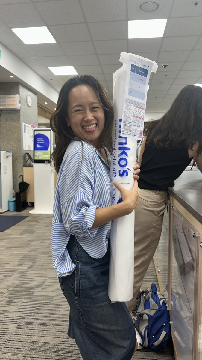 Sarah_Chang_'s tweet image. Ready for #OHBM2024 !! Ft. the relief of successfully picking up my poster in Seoul ✨✨✨