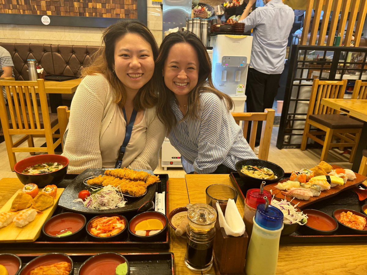 Sarah_Chang_'s tweet image. Ready for #OHBM2024 !! Ft. the relief of successfully picking up my poster in Seoul ✨✨✨