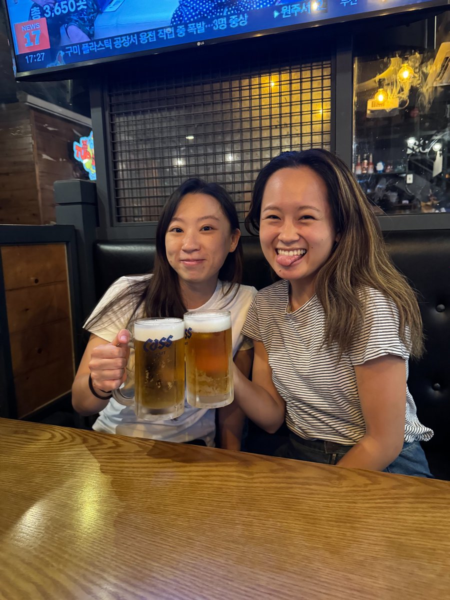 Sarah_Chang_'s tweet image. Ready for #OHBM2024 !! Ft. the relief of successfully picking up my poster in Seoul ✨✨✨
