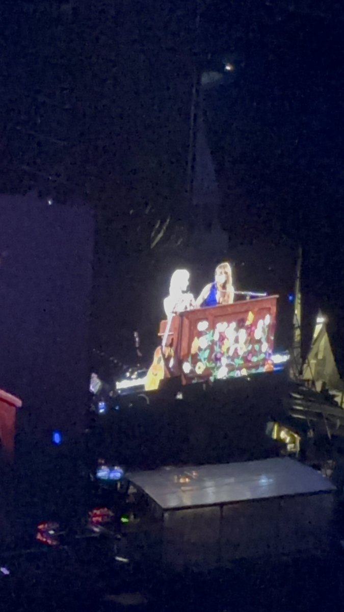 lauren20196's tweet photo. https://t.co/1UVihD2TgK