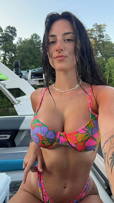insta : harleehassell https://t.co/zb1Mkjavx2