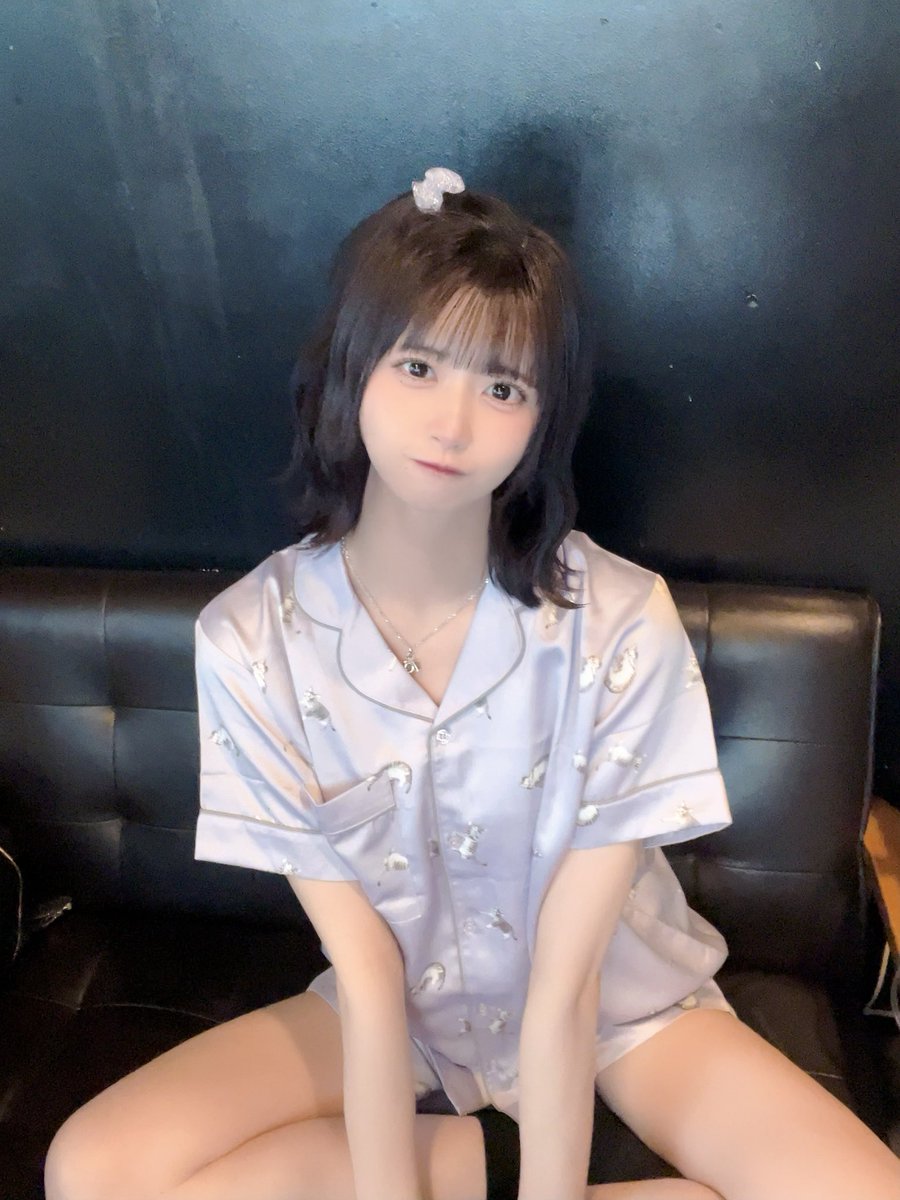 パジャマでもかわいい？ https://t.co/ZaJrHRYB0H