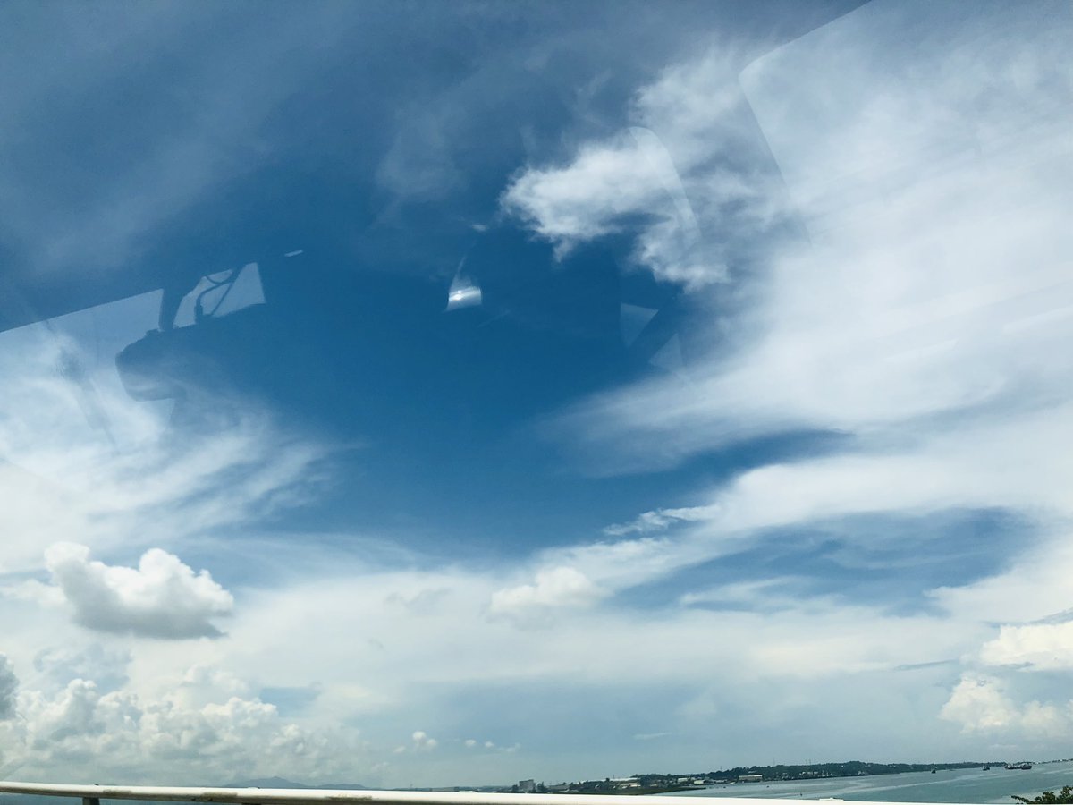 lavleeferlenssi's tweet photo. The view from our trip from #BlueWaterResort to #CebuCity ποΈ #WhenInCebu #BuhayByahera https://t.co/SxfmkVIOdh