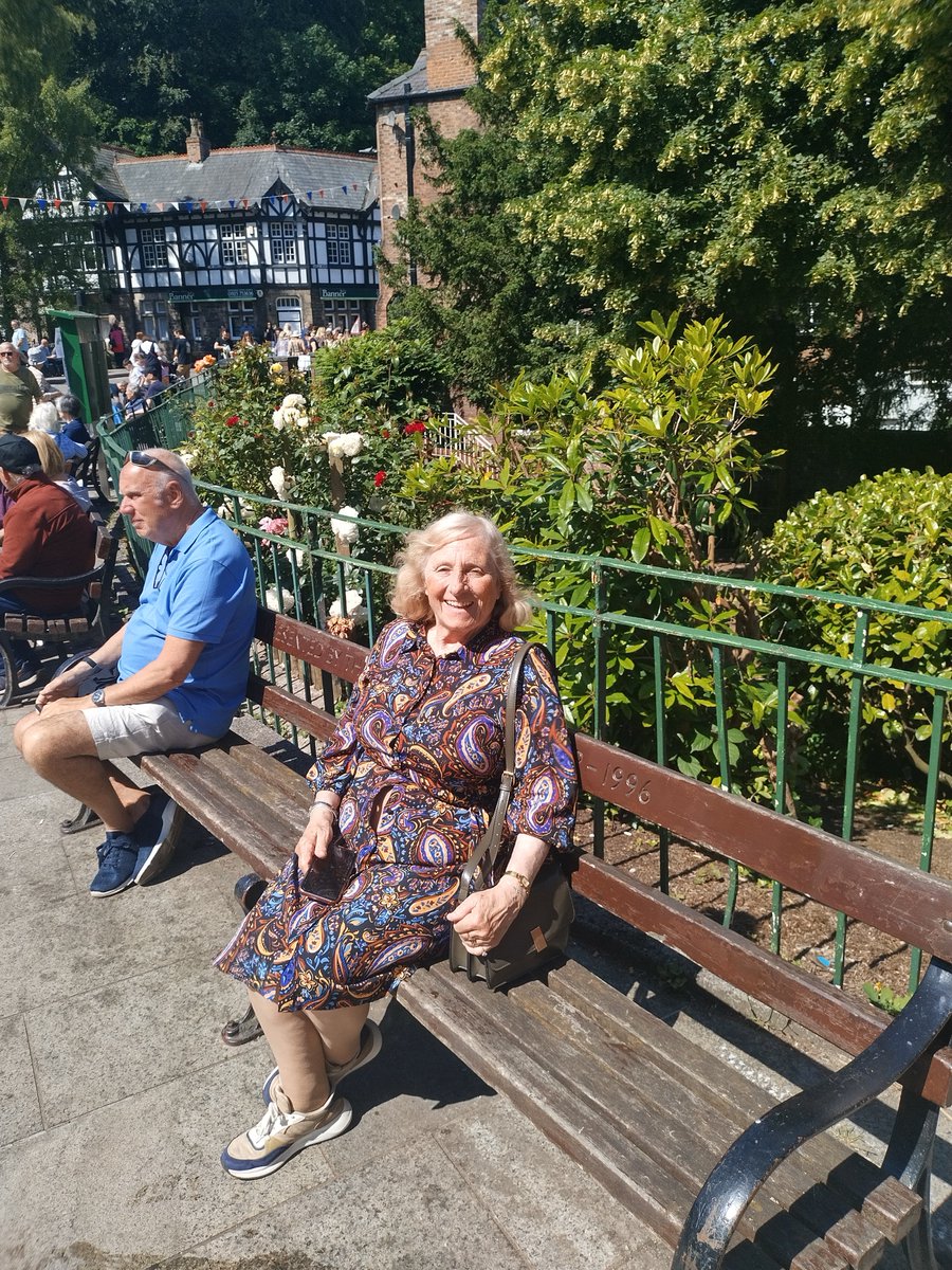 Lymm transport day with mum.making memories best we can Alzheimer's ain't fair 😔